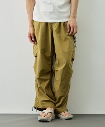 and wander（アンドワンダー）の「【and wander/アンドワンダー】OVERSIZED CARGO PANTS（カーゴパンツ）」