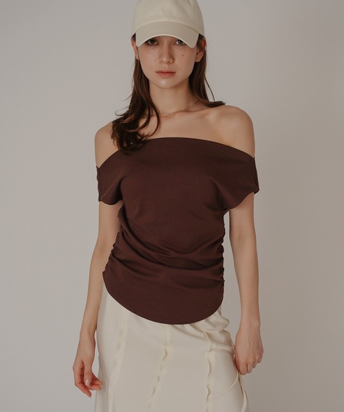 KINO THE KEI(キノザケイ)の「2WAY ドレープ プルオーバー ( セットアップ可 ) KINO THE KEI(Tシャツ/カットソー・レディース・ダークブラウン/ベージュ/ブラック・フリー)」の2枚目の写真
