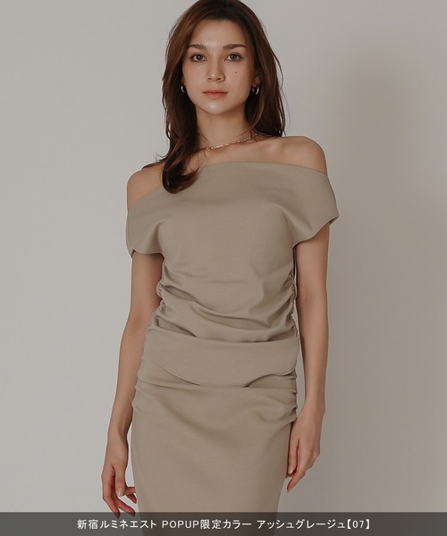 KINO THE KEI(キノザケイ)の「2WAY ドレープ プルオーバー ( セットアップ可 ) KINO THE KEI(Tシャツ/カットソー・レディース・ダークブラウン/ベージュ/ブラック・フリー)」の5枚目の写真