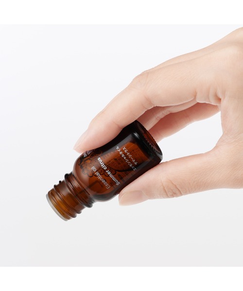 無印良品(ムジルシリョウヒン)の「エッセンシャルオイル サマーシトラス 10mL(ルームフレグランス/お香・メンズ・その他・FREE)」の2枚目の写真