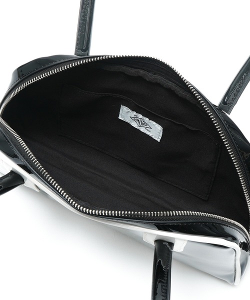 ROSE BUD（ローズバッド）の「UMBRO HOUSE ENAMEL BOSTON BAG（ボストンバッグ・レディース・ブラック・ONE SIZE）」の13枚目の写真