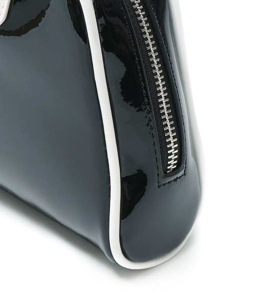 ROSE BUD（ローズバッド）の「UMBRO HOUSE ENAMEL BOSTON BAG（ボストンバッグ・レディース・ブラック・ONE SIZE）」の10枚目の写真