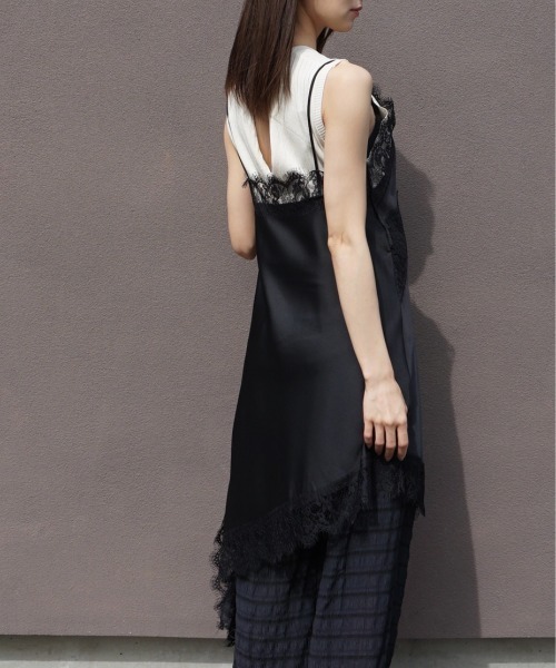 Alt due(オルトデュー)の「【Alt due/オルト デュー】ノースリーブサマーニットバッククロス(その他トップス・レディース・ブラック/アイボリー・FREE)」の6枚目の写真