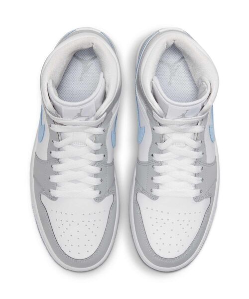 JORDAN BRAND（ジョーダンブランド）の「エア ジョーダン 1 MID ウィメンズシューズ / Air Jordan 1 Mid Women's Shoes BQ6472-105 White（スニーカー・レディース・ホワイト・23.5/26/25.5/25/23/22.5/22/24.5/24）」の4枚目の写真