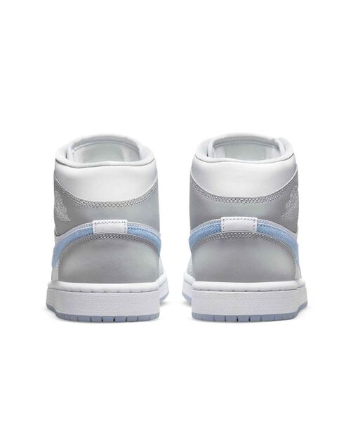 JORDAN BRAND（ジョーダンブランド）の「エア ジョーダン 1 MID ウィメンズシューズ / Air Jordan 1 Mid Women's Shoes BQ6472-105 White（スニーカー・レディース・ホワイト・23.5/26/25.5/25/23/22.5/22/24.5/24）」の6枚目の写真