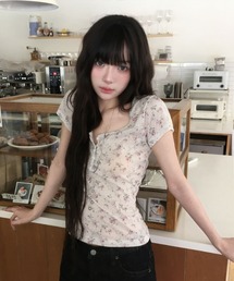 フラワーヘンリーネックシアー半袖Tシャツ