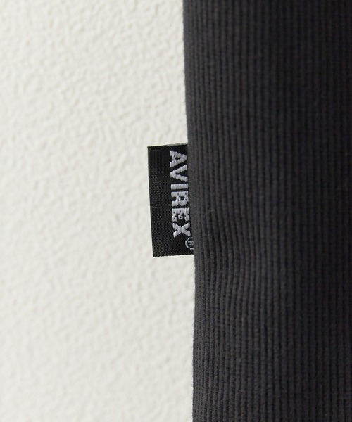 AVIREX（アヴィレックス）の「AVIREX/アビレックス DAILY S/S RIB CREW NECK TEE デイリー 半袖 リブ クルーネック Tシャツ タイト スリムフィット メンズ レディース 2026年 夏 夏服（Tシャツ/カットソー・メンズ・グレー/チャコール/オリーブ/ロイヤルブルー/ホワイト/ブラック・M/L/S）」の14枚目の写真