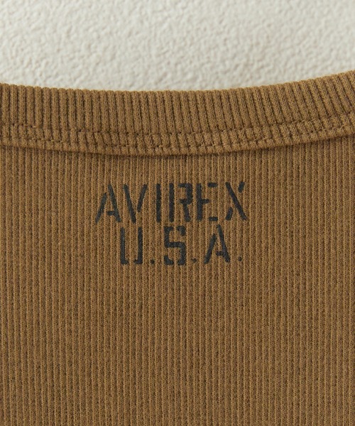 AVIREX（アヴィレックス）の「AVIREX/アビレックス DAILY S/S RIB CREW NECK TEE デイリー 半袖 リブ クルーネック Tシャツ タイト スリムフィット メンズ レディース 2026年 夏 夏服（Tシャツ/カットソー・メンズ・グレー/チャコール/オリーブ/ロイヤルブルー/ホワイト/ブラック・M/L/S）」の9枚目の写真