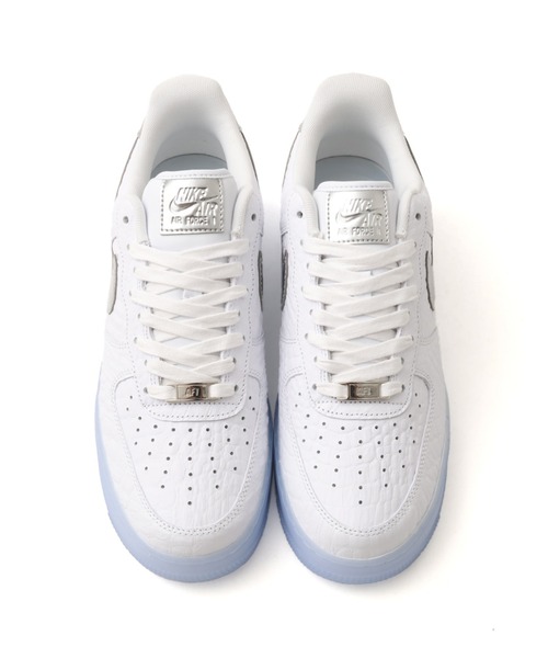 NIKE(ナイキ)の「NIKE AIR FORCE 1 '07 / ナイキ エア フォース 1 '07【SP】(スニーカー・メンズ・ホワイト・29.0cm/28.5cm/28.0cm/27.5cm/27.0cm/26.5cm/26.0cm/25.5cm)」の1枚目の写真