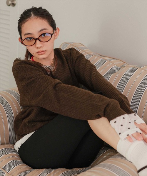 miette(ミエット)の「レースドッキングVネックニット(ニット/セーター・レディース・グレー/ブラウン/ブラック・FREE)」の20枚目の写真