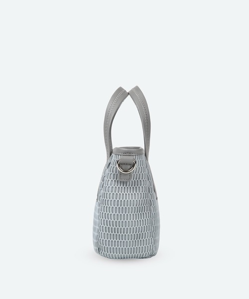 q bag paris(キューバッグパリ)の「nest zip super mini ネストジップ スーパーミニ ショルダーバッグ(ショルダーバッグ・レディース・ホワイト/ロイヤルブルー/ターコイズブルー/ライトピンク/ピンク/フューシャピンク/ライム/レッド/ローズ/アッシュグレー/ラベンダー/グレー・FREE)」の16枚目の写真