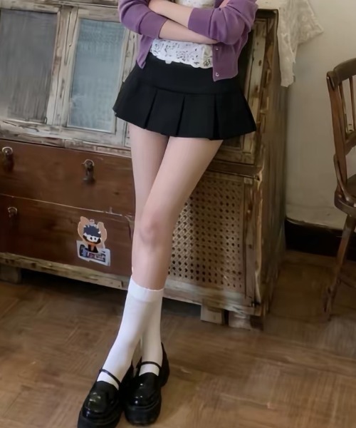 Vipoa(ヴィポア)の「Layered micro mini skirt pants(その他パンツ・レディース・ブラック/グレー・MEDIUM/SMALL)」の13枚目の写真