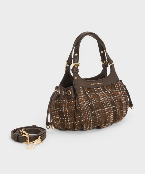 CHARLES & KEITH（チャールズ & キース）の「Lillith ミニリース チェック ドローストリング トートバッグ（ショルダーバッグ・レディース・マルチ・S）」の4枚目の写真