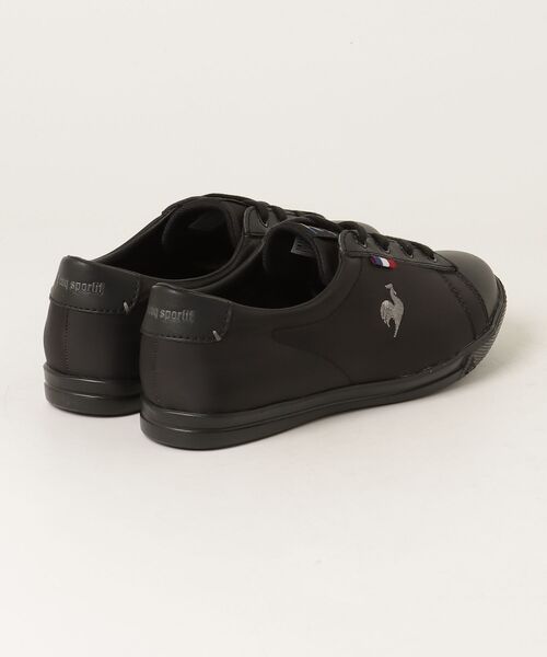 le coq sportif（ルコックスポルティフ）の「LCS テルナウォーク II  /  LCS TELUNA WALK II（スニーカー・レディース・ネイビー・25.0cm/24.5cm/24.0cm/23.5cm/23.0cm/22.5cm/22.0cm）」の2枚目の写真