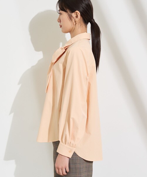 INDIVI(インディヴィ)の「【接触冷感/ストレッチ◎】取外し可ボウタイシャツ(シャツ/ブラウス・レディース・ライトブルー/オレンジ系/ホワイト・38/34/15 /13/05/19)」の18枚目の写真