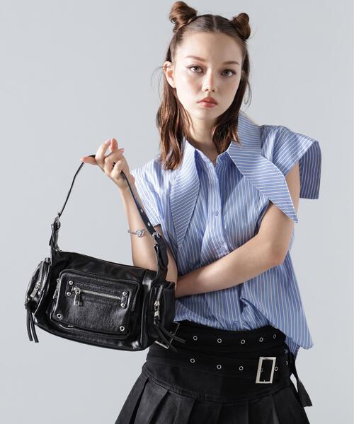 ROYAL FLASH（ロイヤルフラッシュ）の「MAVYTH/メヴィス/MULTI POCKET SHOULDER BAG（ショルダーバッグ・レディース・ブラック/アイボリー/ブラウン・F）」の17枚目の写真