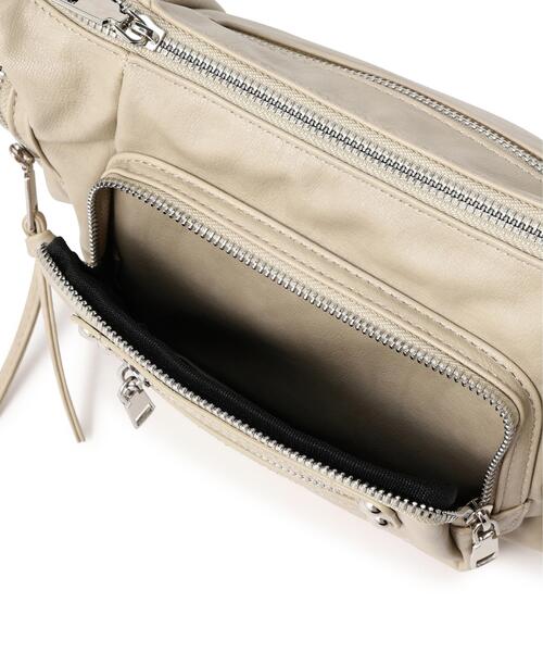 ROYAL FLASH（ロイヤルフラッシュ）の「MAVYTH/メヴィス/MULTI POCKET SHOULDER BAG（ショルダーバッグ・レディース・ブラック/アイボリー/ブラウン・F）」の14枚目の写真