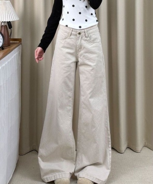 SHERU（シェル）の「バックフラップポケット  ワイドデニムパンツ（デニムパンツ・レディース・アイボリー・M/L/S）」の20枚目の写真