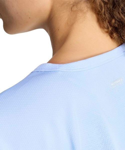 adidas(アディダス)の「【別注】アディダス adidas トレーニング向け半袖Tシャツ 限定コラボ(Tシャツ/カットソー・レディース・ブラック/サックスブルー/スモークピンク・S/M/L/XL)」の7枚目の写真