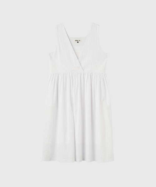 GENERAL IDEA(ジェネラルアイデア)の「【GENERAL IDEA】ルーズフィット花柄ワンピース / LOOSE-FIT FLORAL DRESS(ワンピース・レディース・ホワイト・L/M/S)」の2枚目の写真