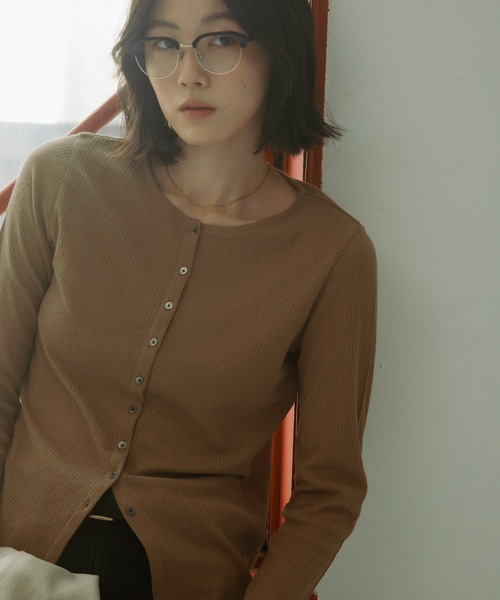 URBAN RESEARCH DOORS(アーバンリサーチドアーズ)の「Vintage Rib Button Cardigan(カーディガン/ボレロ・レディース・ベージュ系その他/ブラック・FREE)」の11枚目の写真