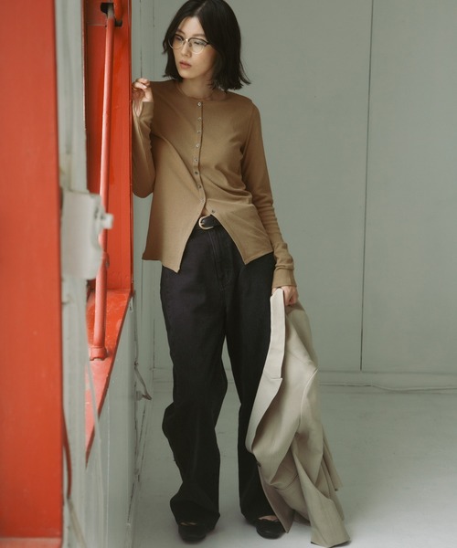 URBAN RESEARCH DOORS(アーバンリサーチドアーズ)の「Vintage Rib Button Cardigan(カーディガン/ボレロ・レディース・ベージュ系その他/ブラック・FREE)」の10枚目の写真