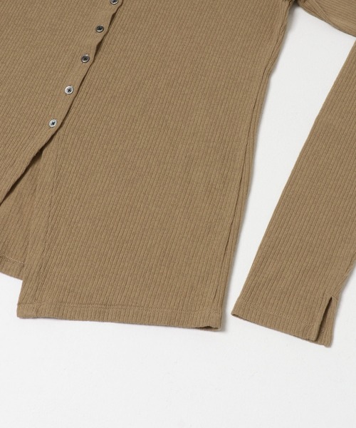 URBAN RESEARCH DOORS(アーバンリサーチドアーズ)の「Vintage Rib Button Cardigan(カーディガン/ボレロ・レディース・ベージュ系その他/ブラック・FREE)」の6枚目の写真