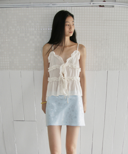 THEPORTA(ザ ポルタ)の「FRILL SLEEVELESS BLOUSE, CREAM(シャツ/ブラウス・レディース・その他・OS)」の3枚目の写真