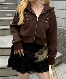 こなれ感たっぷりの、ナポレオン風ZIPUPパーカー
