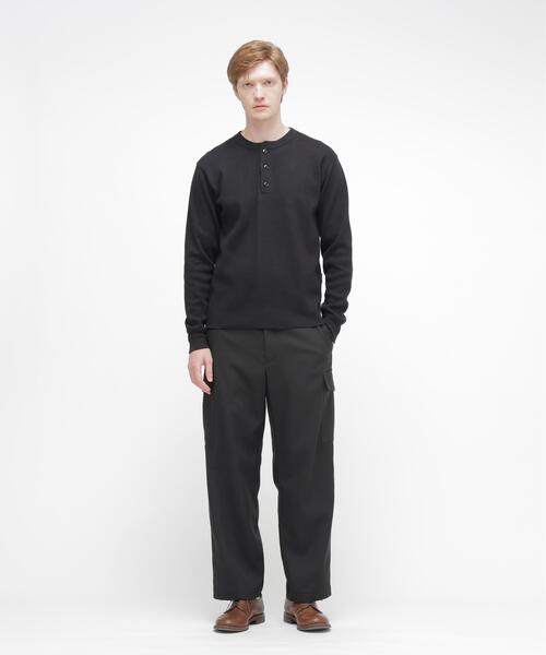 AVIREX(アヴィレックス)の「HONEYCOMB WAFFLE L/S HENLEY NECK T-SHIRT / ハニカムワッフル 長袖 ヘンリーネック Tシャツ / AVIREX / アヴィレックス(Tシャツ/カットソー・メンズ・ホワイト/ブラック/キナリ・XL/S/M/L)」の17枚目の写真