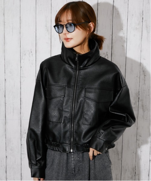 GORGE(ゴージ)の「フェイクレザー ショートジャケット|全3色(その他アウター・レディース・ブラック/ブラウン/アイボリー・M)」の9枚目の写真