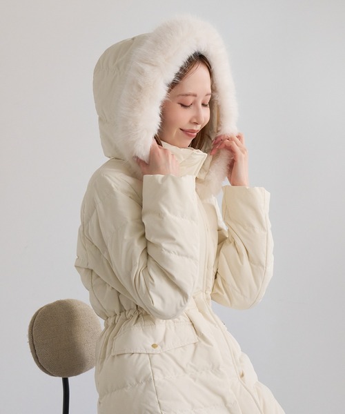ROPE' PICNIC(ロペピクニック)の「【洗える】 【GREEN DOWN】ファー付きミドル丈ダウンコート/撥水・リンクコーデ(ダウンジャケット/コート・レディース・ネイビー/ブラック/ダークブラウン/オフホワイト・L/M/S)」の17枚目の写真
