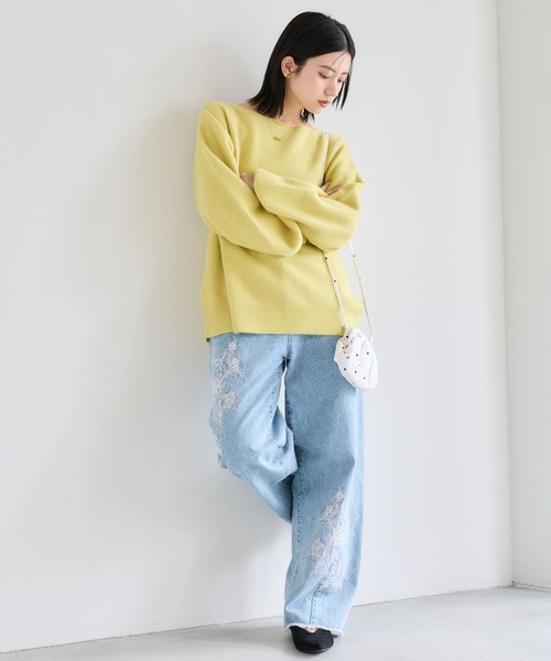 mysty woman(ミスティウーマン)の「フラワーミニポーチBAG 1088415(ショルダーバッグ・レディース・ホワイト/ブラック・FREE)」の5枚目の写真