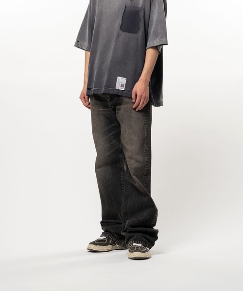 MIHARAYASUHIRO(ミハラヤスヒロ)の「【Maison MIHARAYASUHIRO / メゾンミハラヤスヒロ】 FLARE TAPERED JEANS(デニムパンツ・メンズ・インディゴブルー/ブラック・46/44)」の9枚目の写真