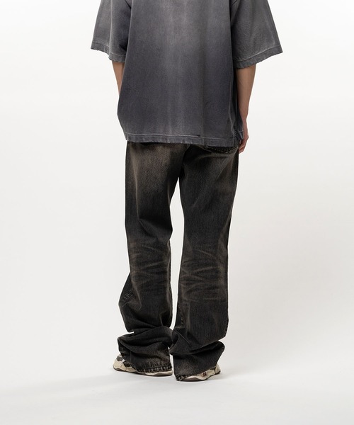 MIHARAYASUHIRO(ミハラヤスヒロ)の「【Maison MIHARAYASUHIRO / メゾンミハラヤスヒロ】 FLARE TAPERED JEANS(デニムパンツ・メンズ・インディゴブルー/ブラック・46/44)」の10枚目の写真