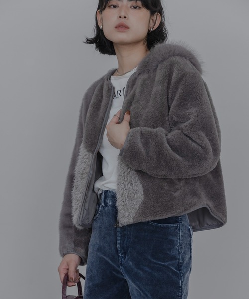Eimee Law(エイミーロウ)の「アーチライン 4TEXファージャケット(ノーカラージャケット・レディース・グレー/アイボリー/モカ・FREE)」の8枚目の写真