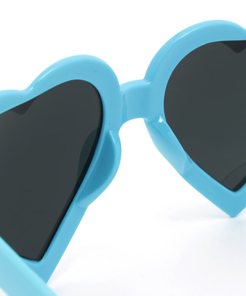 WEGO（ウィゴー）の「WEGO/ハートプラサングラス（サングラス・レディース・グリーン/レッド/ピンク/イエロー系その他/ライトピンク/ピンク系その他/ブルー/ターコイズブルー/オレンジ系その他/ホワイト/ライトパープル/オレンジ/イエロー/パープル/サックスブルー・FREE）」の20枚目の写真