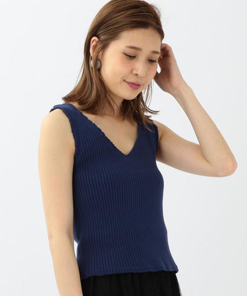 Another Edition(アナザーエディション)の「断ち切りVネックノースリーブプルオーバー/AEMFC タチキリ V/N NSL PO◆(ニット/セーター・レディース・ホワイト/イエロー/ネイビー/ブラウン・FREE)」の1枚目の写真