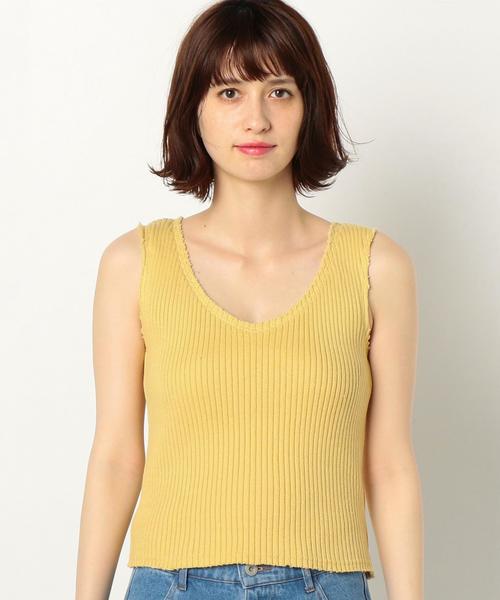 Another Edition(アナザーエディション)の「断ち切りVネックノースリーブプルオーバー/AEMFC タチキリ V/N NSL PO◆(ニット/セーター・レディース・ホワイト/イエロー/ネイビー/ブラウン・FREE)」の6枚目の写真