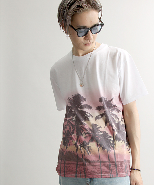 WEGO(ウィゴー)の「WEGO/シーサイドプリントTシャツ(Tシャツ/カットソー・メンズ・ブルー系その他/イエロー/レッド/ブルー・MEDIUM/LARGE)」の4枚目の写真