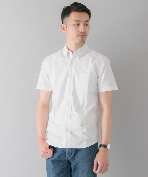 URBAN RESEARCH（アーバンリサーチ）の「UR オックスBD S/Sシャツ（シャツ/ブラウス・メンズ・グレー/ホワイト/ネイビー/チェック・SMALL/LARGE/MEDIUM）」の2枚目の写真