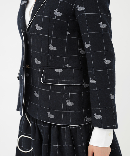 koe×THOM BROWNE（コエトムブラウン）の「[KOE×THOM BROWNE]WOMENS DUCK SPORTCOAT（テーラードジャケット・レディース・ネイビー・SMALL/LARGE/MEDIUM）」の15枚目の写真
