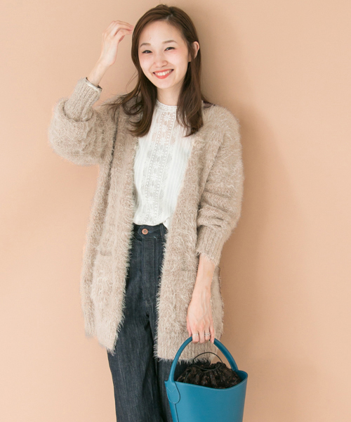 URBAN RESEARCH（アーバンリサーチ）の「UR フェザーヤーンカーディガン（カーディガン/ボレロ・レディース・ブラウン/グレー/ベージュ・FREE）」の3枚目の写真