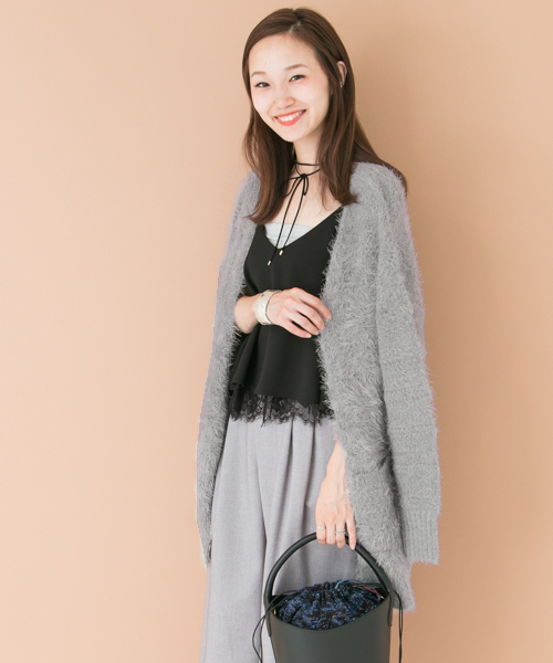 URBAN RESEARCH（アーバンリサーチ）の「UR フェザーヤーンカーディガン（カーディガン/ボレロ・レディース・ブラウン/グレー/ベージュ・FREE）」の5枚目の写真