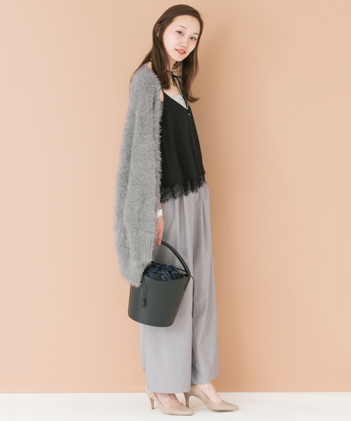 URBAN RESEARCH（アーバンリサーチ）の「UR フェザーヤーンカーディガン（カーディガン/ボレロ・レディース・ブラウン/グレー/ベージュ・FREE）」の6枚目の写真