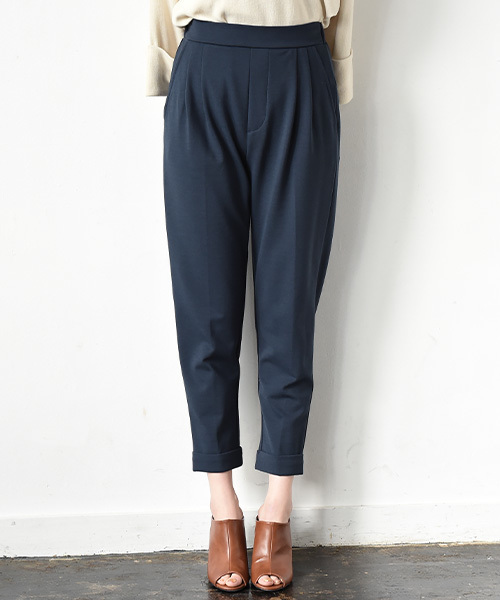 Luz Llena (philter)（ラズレナ　フィルター）の「[ポンチ素材]テーパードパンツ（その他パンツ・レディース・オフホワイト/グレー/ブラック/オリーブ/ネイビー・MEDIUM/LARGE）」の7枚目の写真