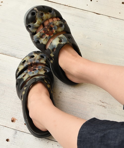 Keen キーン の Yogui Arts ヨギ アーツ サンダル Wear