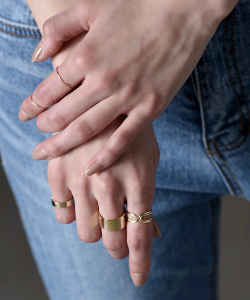 amorous insense（アモラスインセンス）の「華奢リングセット（リング・レディース・シルバー/ゴールド・ﾌﾘ-）」の3枚目の写真