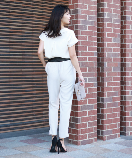 Bou Jeloud（ブージュルード）の「【セットアップ対応】サラサラスタイリッシュテーパードパンツ（その他パンツ・レディース・アイボリー/カーキ/チャコールグレー/ブルー・38/40/36）」の18枚目の写真
