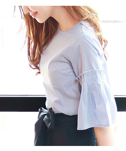 BLUEEAST（ブルーイースト）の「ボリュームギャザー袖ブラウス（シャツ/ブラウス・レディース・オフホワイト/オレンジ/ネイビー/ストライプ・MEDIUM）」の22枚目の写真